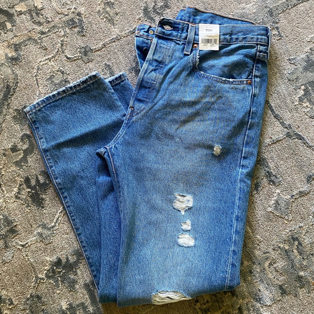 Levi’s 501 in Sansome breeze stone